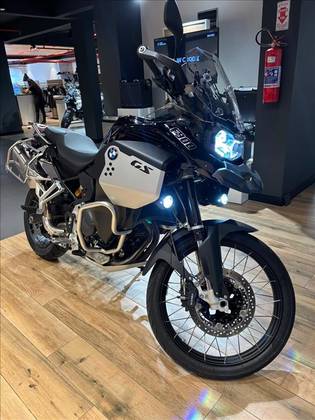 BMW F 900 GS ADVENTURE BMW F 900 GS ADVENTURE